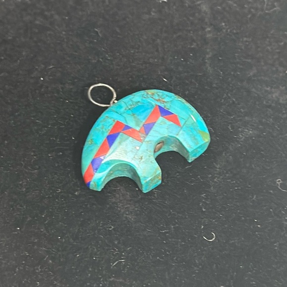 Vintage Turquoise Bear Pendant Native American Indian Jewelry - Picture 3 of 7